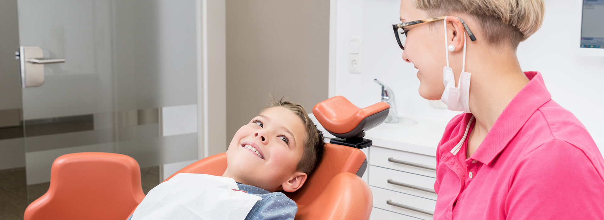 Everyday Dental | Implant Restorations, Extractions and Oral Cancer Screening